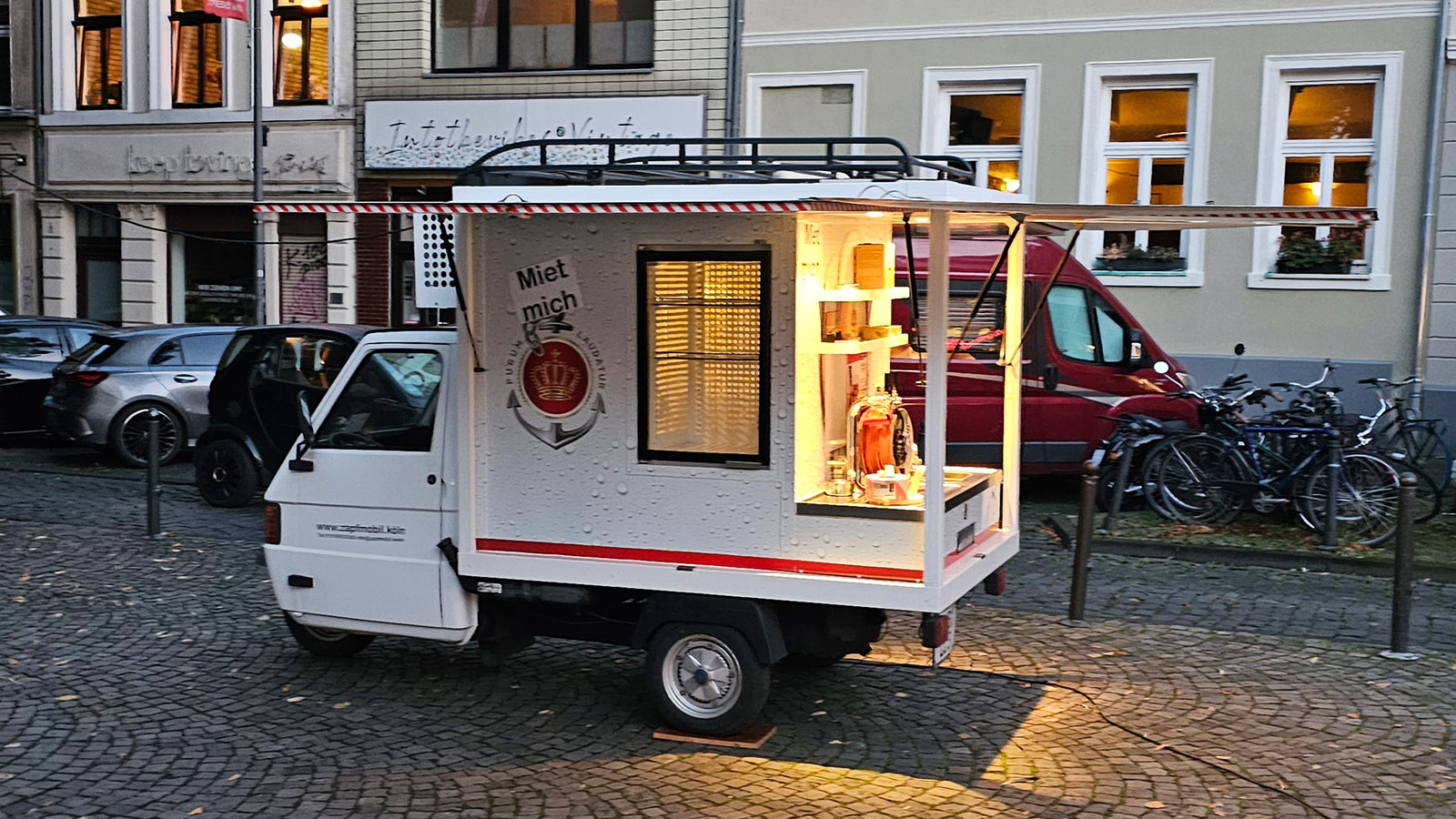 Em Vringsveedel an enem Desch 2024 (Vorbereitung), Severinskirchplatz